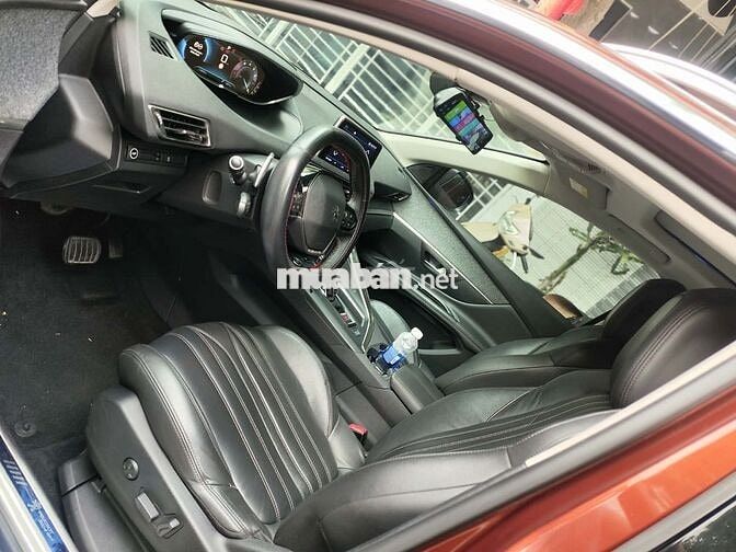Peugeot 3008 Sports Turbo Nâu