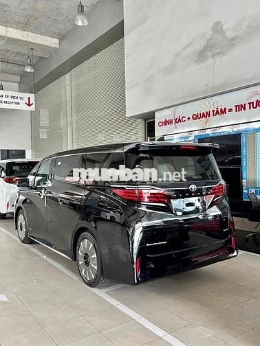 Toyota Alphard Đen 7 chỗ