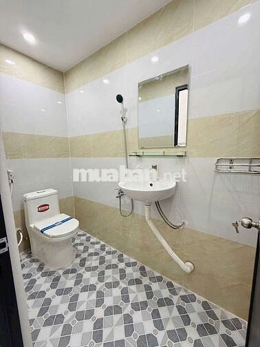 Nhà trệt  hoàn công diện tích rộng 