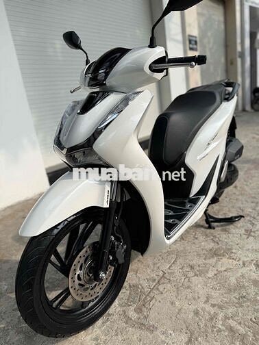 Sh 150 ABS Trắng chính chủ biển43. odo 11000km