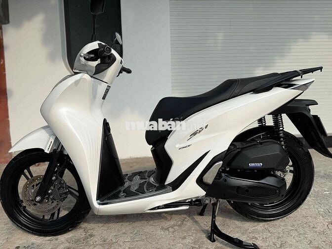 Sh 150 ABS Trắng chính chủ biển43. odo 11000km