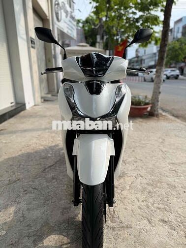 Sh 150 ABS Trắng chính chủ biển43. odo 11000km
