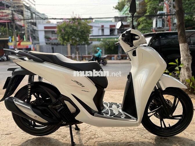 Sh 150 ABS Trắng chính chủ biển43. odo 11000km