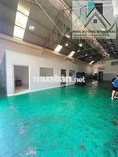 Cho thuê xưởng đẹp 700m2 có sẵn VP làm việc,TT P.Trảng Dài