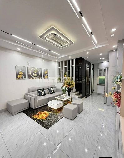 Bán Nhà Thang Máy Giải Phóng, Hoàng Mai 33m, 6  tầng, mt 3.6m, 8.68 tỷ