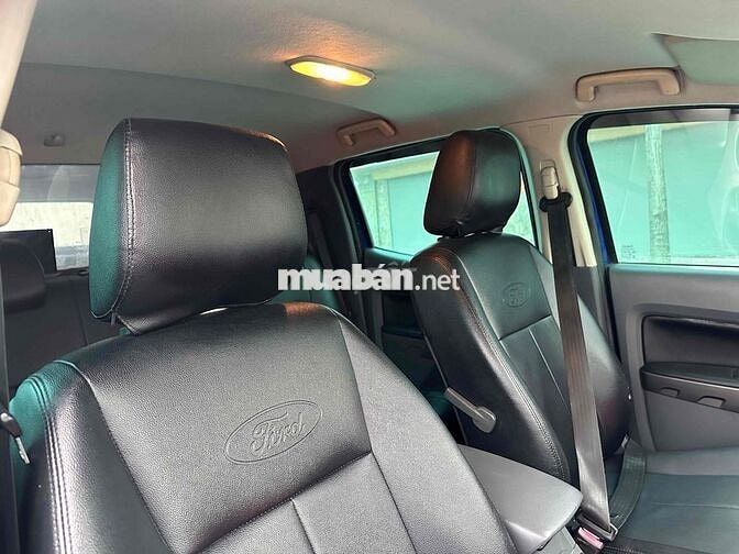 Ford Ranger 2013 XLS một cầu Xanh