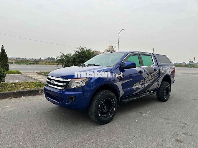 Ford Ranger 2013 XLS một cầu Xanh