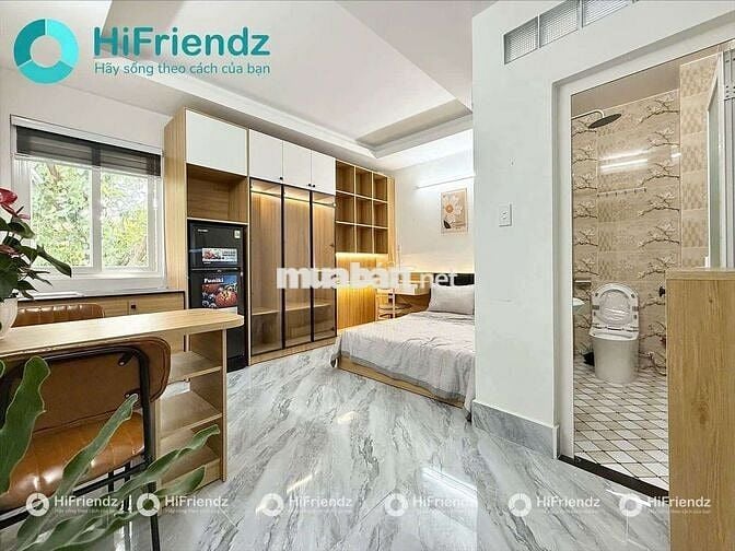 STUDIO mới đầy đủ tiện nghi, nội thất cao cấp, cửa sổ thoáng.
