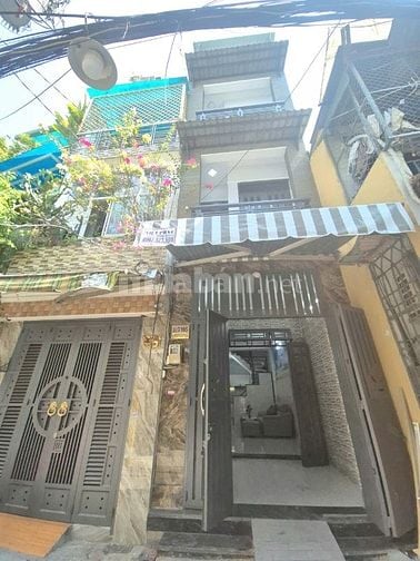 Nhà chính chủ 1 trệt 2 Lầu Sân thượng. Hẻm xe hơi Thông .