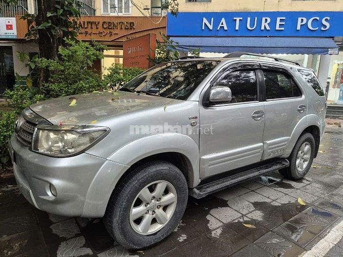 HANOI OPEN TOURS thanh lý fortuner số sàn 2011