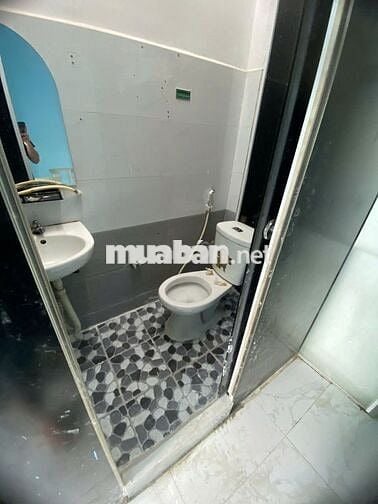 Cho thuê nhà nguyên căn hẻm 308 Huỳnh Tấn Phát  Q7