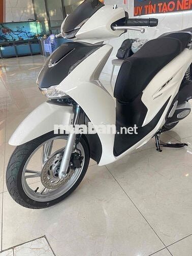 Honda SH màu Trắng Mới 100%