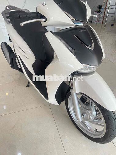 Honda SH màu Trắng Mới 100%