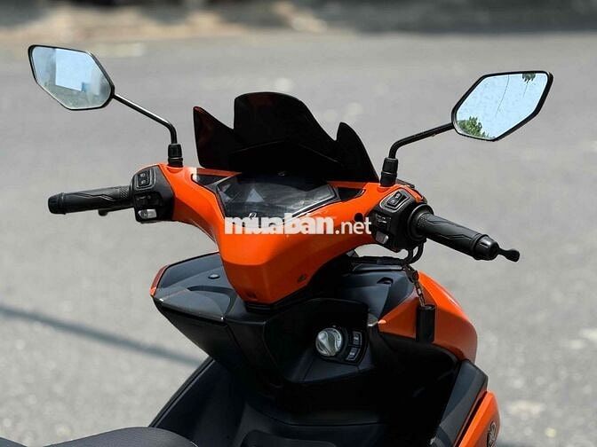Yamaha NVX 155 2018 Cam đen