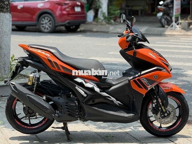 Yamaha NVX 155 2018 Cam đen