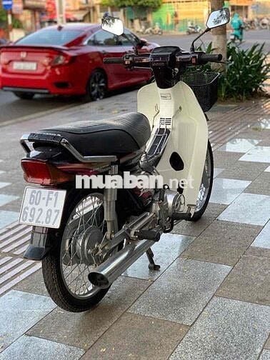 Honda Dream Nâu trắng