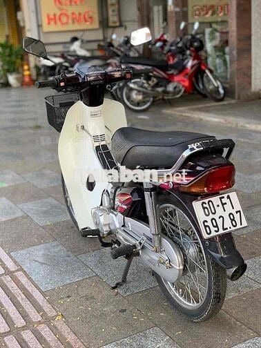 Honda Dream Nâu trắng