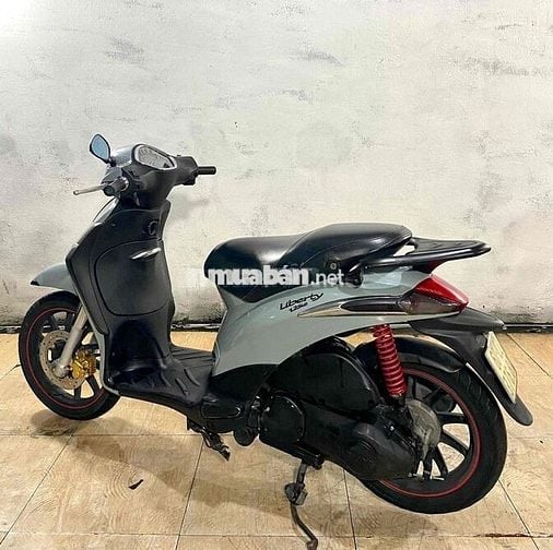 Piaggio Liberty 3vie Xám