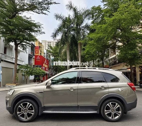 Chevrolet Captiva Revv 2016 Nâu