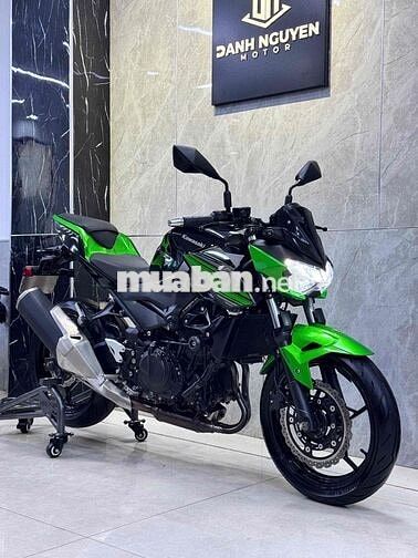 KAWASAKI Z400 Xanh Đen
