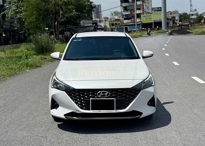 bán xe Hyundai Accent AT 2024 màu trắng