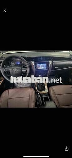 Toyota Fortuner 2017 Trắng xe cam kết rin 100%