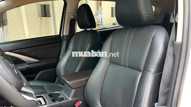 Mitsubishi Xpander Premium 2024 Trắng