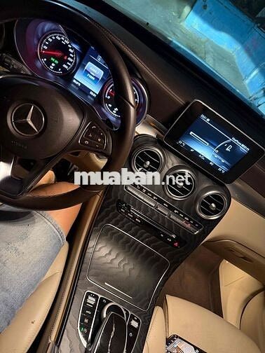 GLC 300 2017 1 chủ mua mới