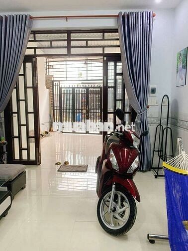 Nhà dân bán sổ đỏ thổ cư giá siêu rẻ 2,85tỷ đường nhựa 
