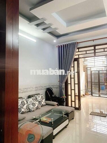 Nhà dân bán sổ đỏ thổ cư giá siêu rẻ 2,85tỷ đường nhựa 