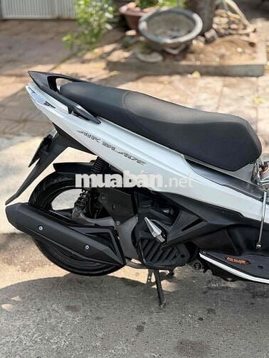 Honda Air Blade 125 Fi 2015 Trắng biển 65 máy zin