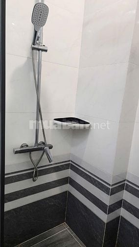 BÁN NHÀ MẶT TIỀN ĐƯỜNG SỐ 24 (LÊ VĂN QUỚI RẺ VÀO)