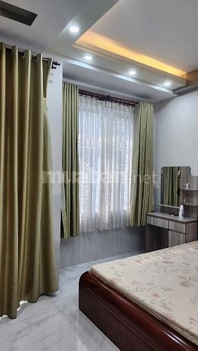 BÁN NHÀ MẶT TIỀN ĐƯỜNG SỐ 24 (LÊ VĂN QUỚI RẺ VÀO)