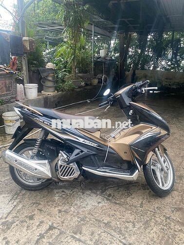 Air Blade 125 Đen Vàng chính chủ cá nhân dùng