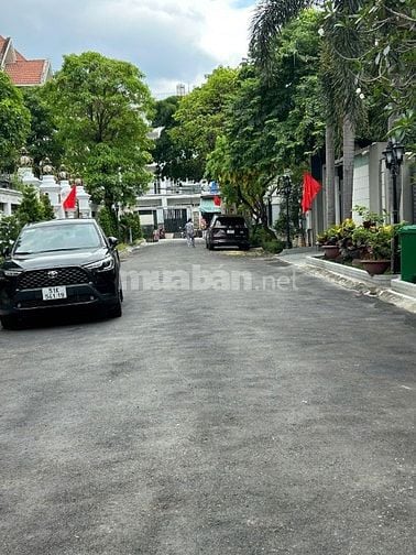 BIỆT THỰ TRẦN NÃO 58 TỶ + BIỆT THỰ ĐƯỜNG ĐỖ PHÁP THUẬN 90 TỶ