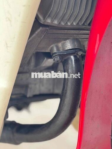 Suzuki RGV120 Đỏ Trắng