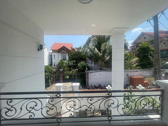 BIỆT THỰ TRẦN NÃO 58 TỶ + BIỆT THỰ ĐƯỜNG ĐỖ PHÁP THUẬN 90 TỶ