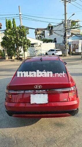 Hyundai Accent 2024 Đỏ 15.000 km