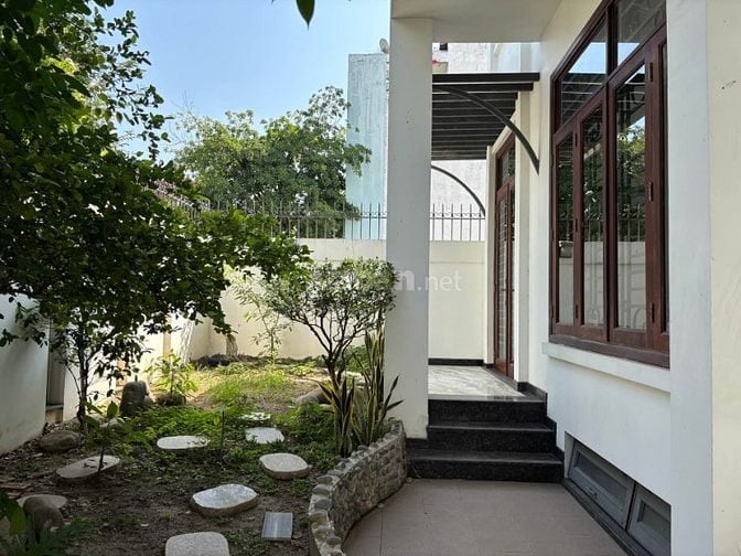 BIỆT THỰ TRẦN NÃO 58 TỶ + BIỆT THỰ ĐƯỜNG ĐỖ PHÁP THUẬN 90 TỶ
