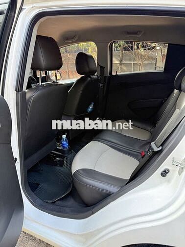 Chevrolet Spark 2015 Trắng Tự động