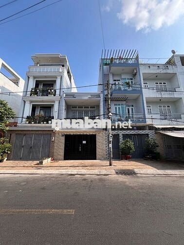 CHO THUÊ NHÀ MẶT TIỀN KD 100M2 NGAY NGÃ TƯ BÌNH TRIỆU-15TR/THÁNG-5PN