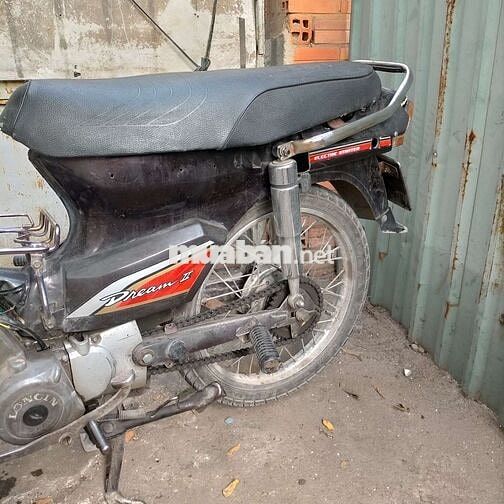 Honda Dream II Đen