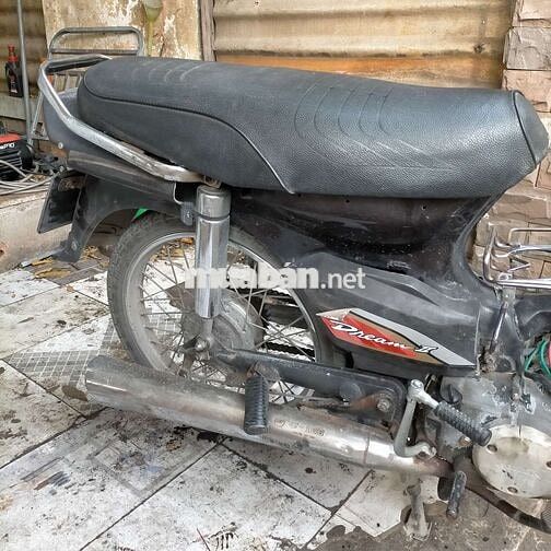 Honda Dream II Đen