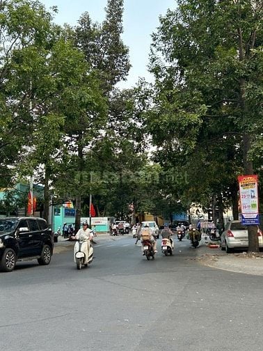 BIỆT THỰ TRẦN NÃO 58 TỶ + BIỆT THỰ ĐƯỜNG ĐỖ PHÁP THUẬN 90 TỶ