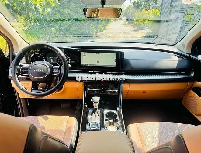 Kia Carnival Luxury 2023 Đen 54000 km