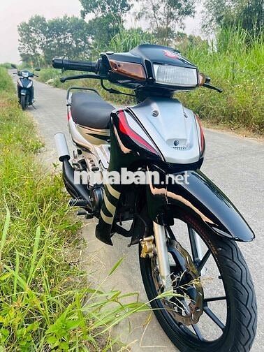Suzuki Xe máy Đen, Bạc Mới 99%