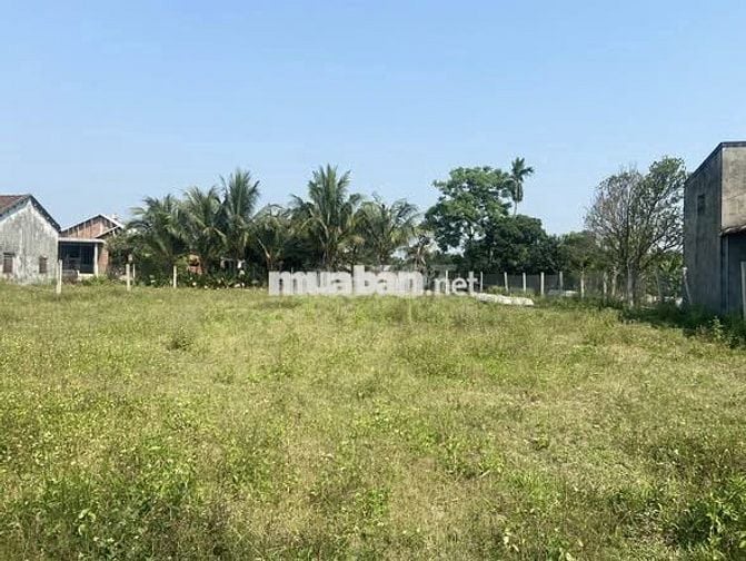 616m2 đất ở 337m2 Ngang 25m đường ô tô cách bến xe Đức Long 3 km 