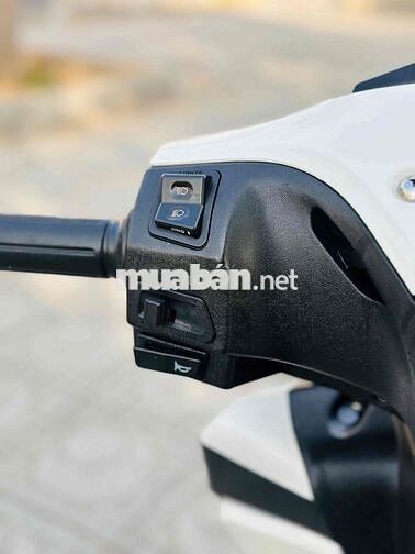 SH150i ĐKLĐ 2016 SMARTKEY ODO THẤP LÊN FULL SH Ý