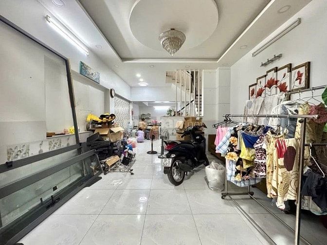 Giảm 200tr, Bán gấp nhà Lê Tự Tài,P4,Phú Nhuận giá 3 tỷ150/32m2,SHR