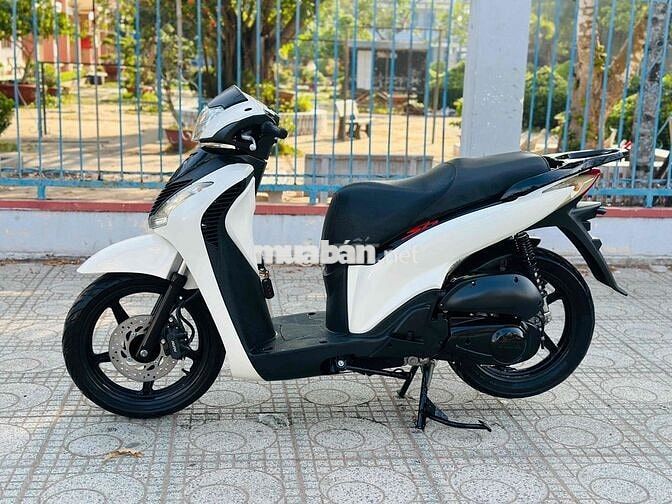 SH150i ĐKLĐ 2016 SMARTKEY ODO THẤP LÊN FULL SH Ý